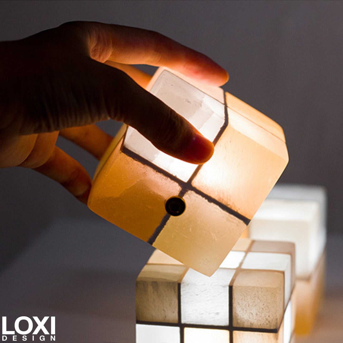 LoxiDesign™ Rubik's Cube Light